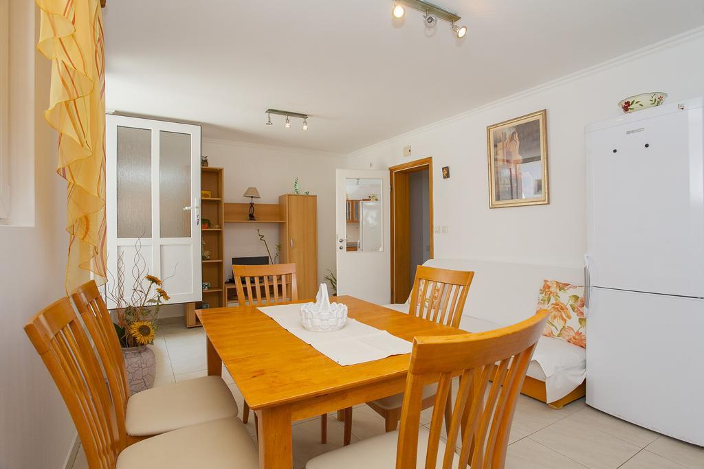 Guest House Mara Vela Luka Exterior photo