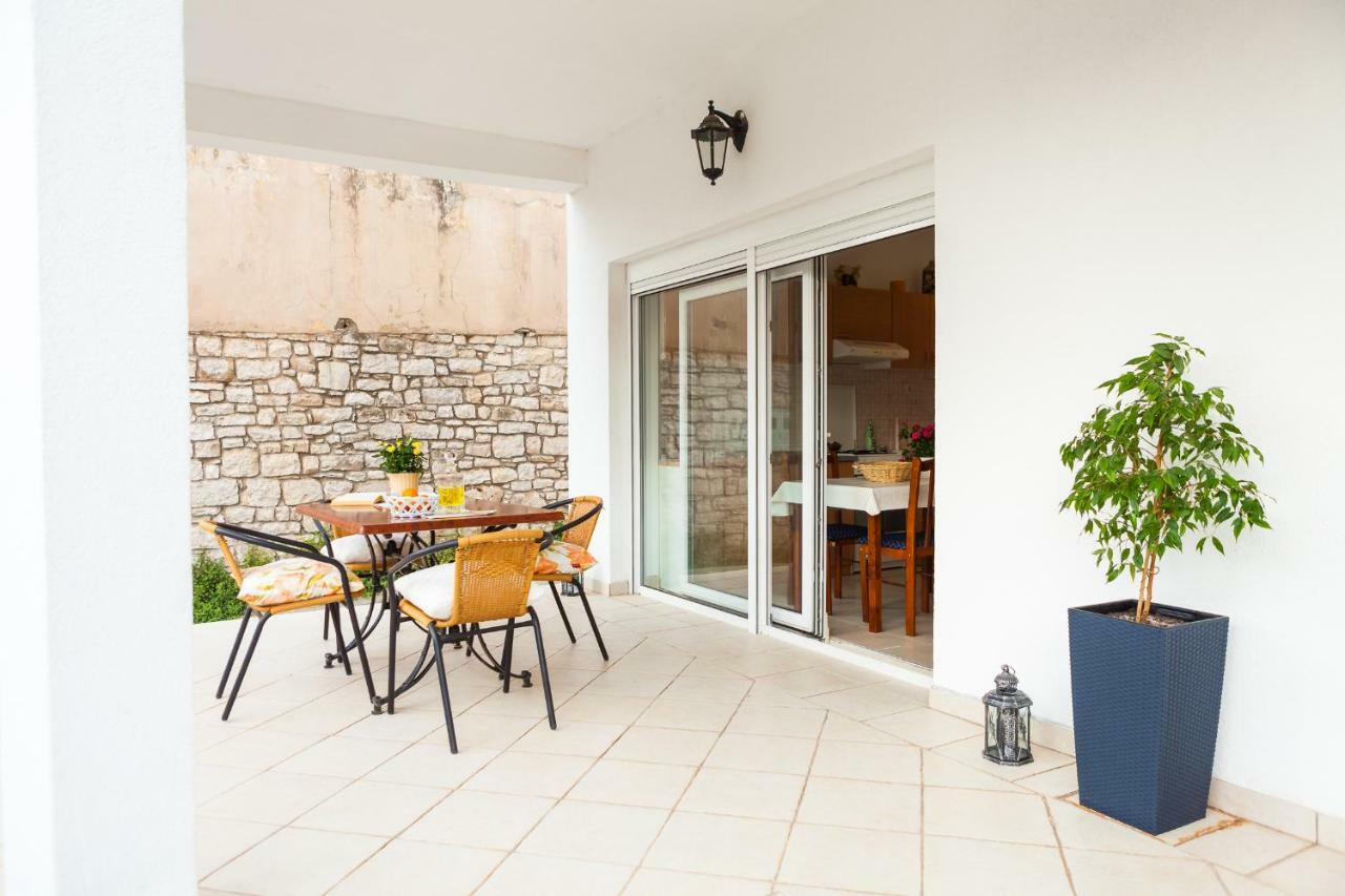 Guest House Mara Vela Luka Exterior photo