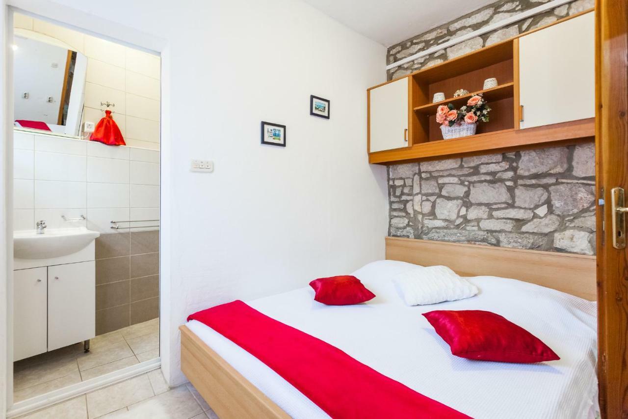 Guest House Mara Vela Luka Exterior photo